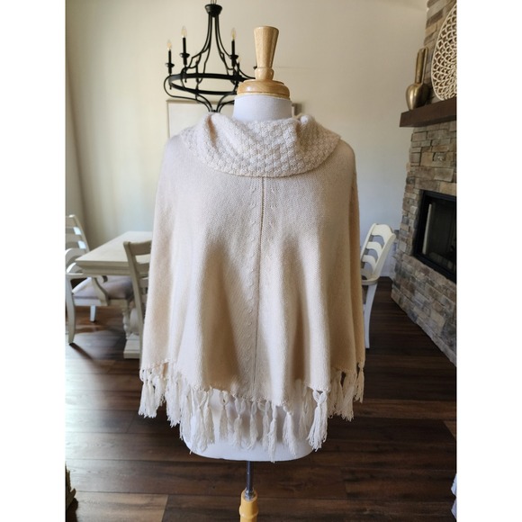 Sutton Studio Bloomingdale's Cashmere Fringe Poncho Cowl Neck Sweater Cape - Picture 1 of 10
